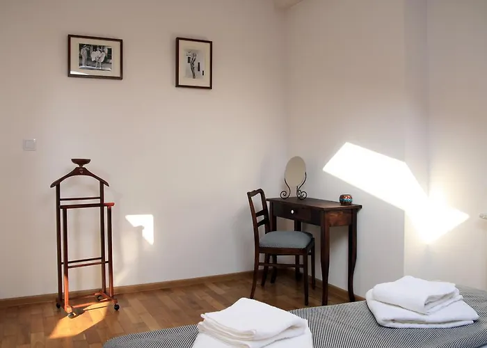 Apartment Designer In The Heart Of 4th Floor No Lift