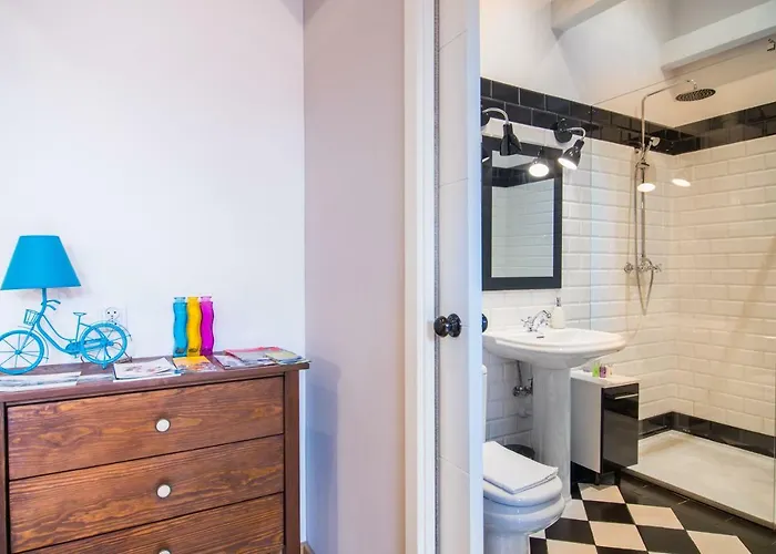 Apartment Designer In The Heart Of 4th Floor No Lift